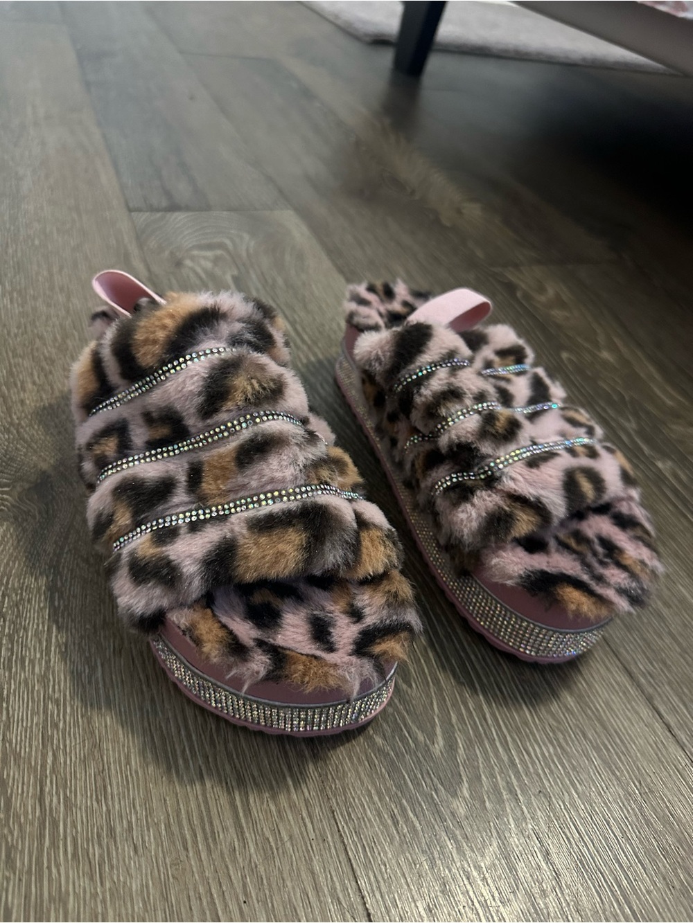 Pink Leopard Faux-Fur Ruffled Slide Sandals with Rhinestone Straps - Picture 5 of 9